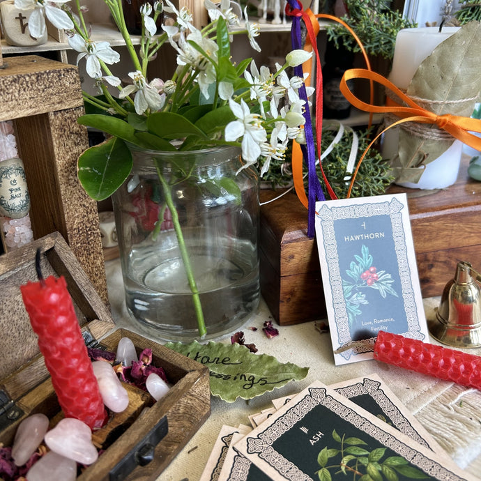 How to craft an altar for Beltane : No spend