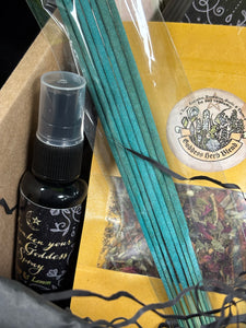 Aug 2025 Subscription Box - Power of the Goddess - Previous Subscription Box