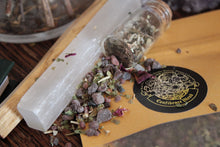 Load image into Gallery viewer, July 2025 Subscription Box - Confidence Magick - Previous Subscription Box