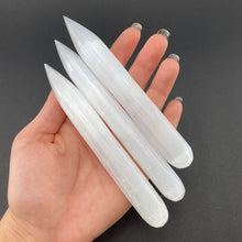Load image into Gallery viewer, Selenite Wand
